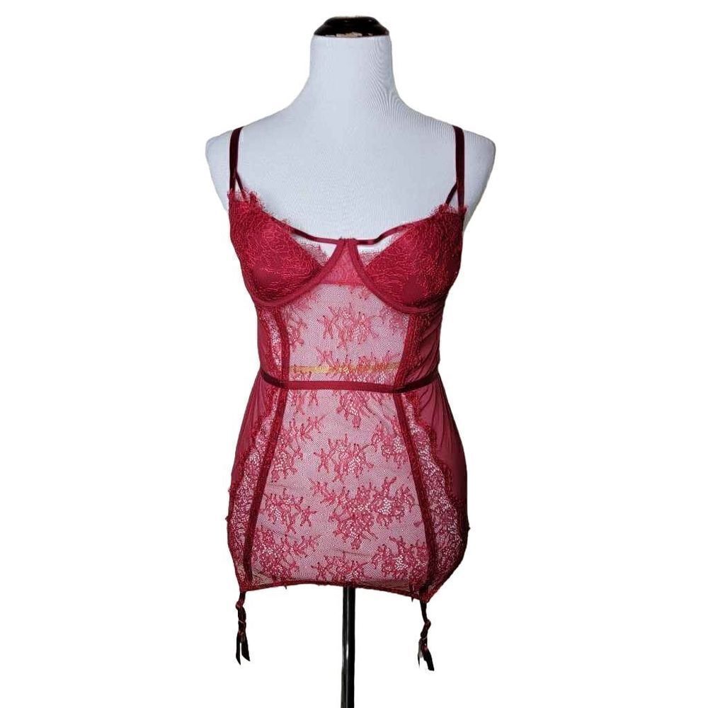 Victorias Secret Lace Sheer Underwire Corset Top With Garter Tabs 36D
